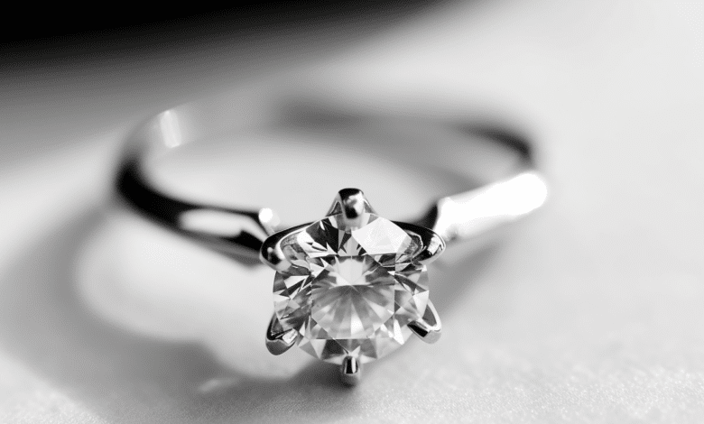 Minimalist engagement ring with a solitaire diamond