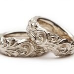 What are the most popular metals for classic wedding bands