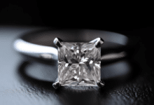 Princess cut diamond engagement ring