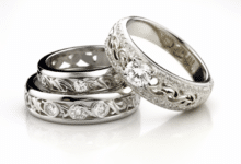 White gold ring on an active person's hand